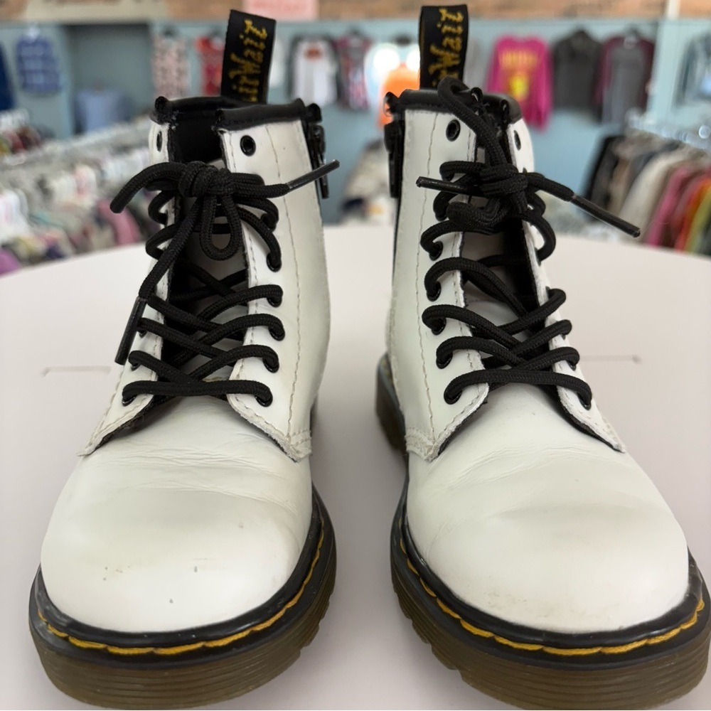 Dr. Martens 1460 White Patent L:eather Boots Size 10 - Picture 2 of 7